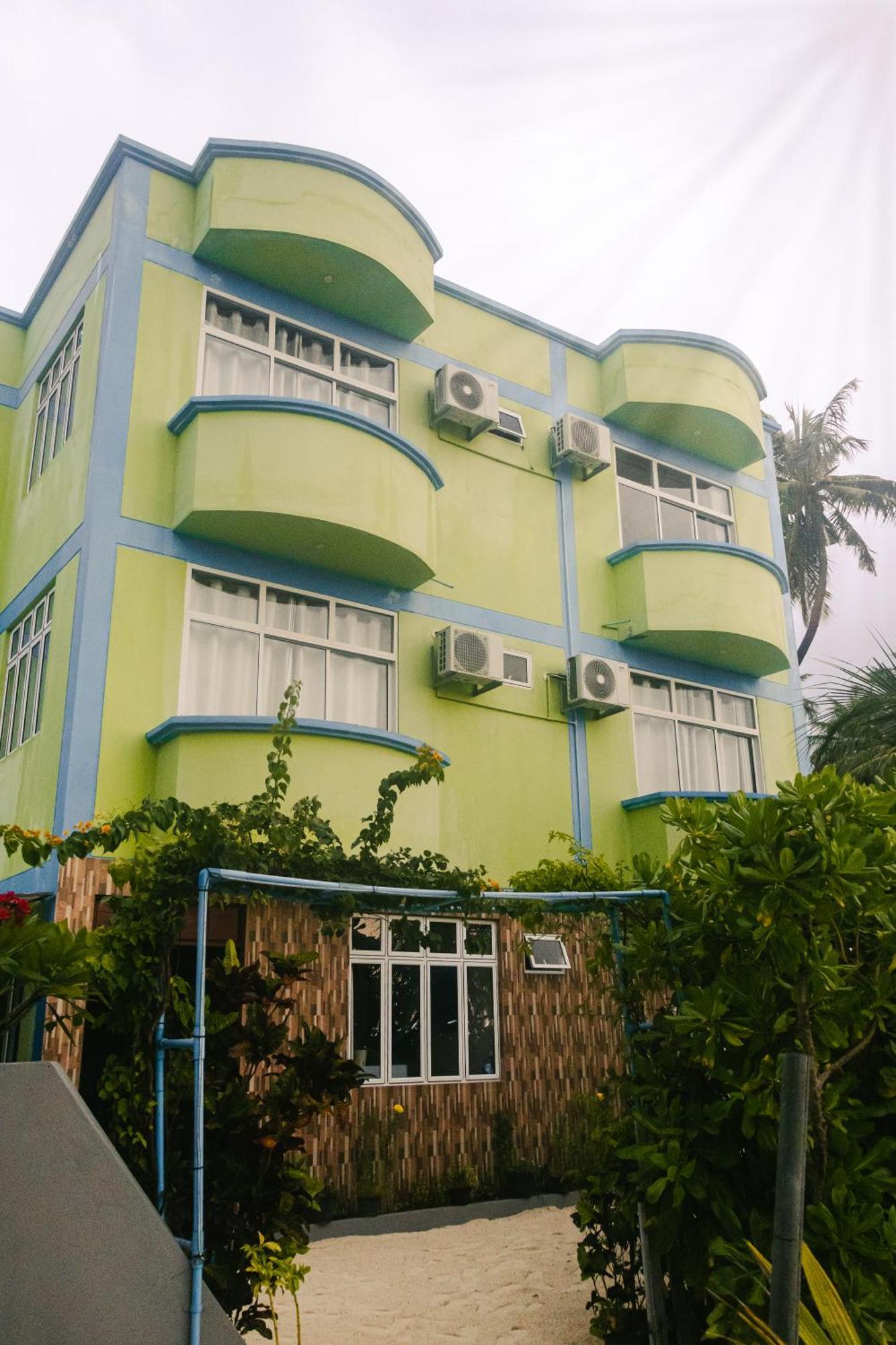 Nhà mặt đất 320 m² 11 phòng ngủ, 12 phòng tắm riêng ở Nam Đảo San Hô Male Guraidhoo  Ngoại thất bức ảnh